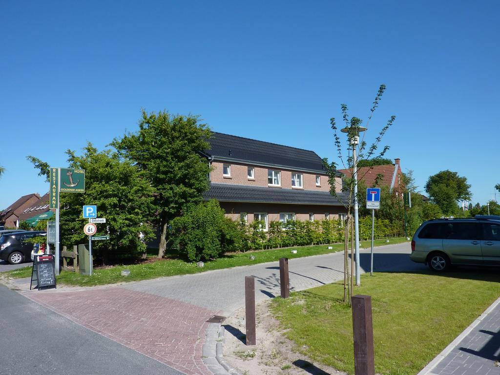Hotel Garni Goldener Anker Greetsiel Exterior photo